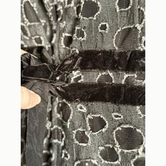 VTG Sno Skins Black Textured Cut-Out Mesh Velvet Tie Blazer Sz Small Avant Garde - Picture 6 of 11